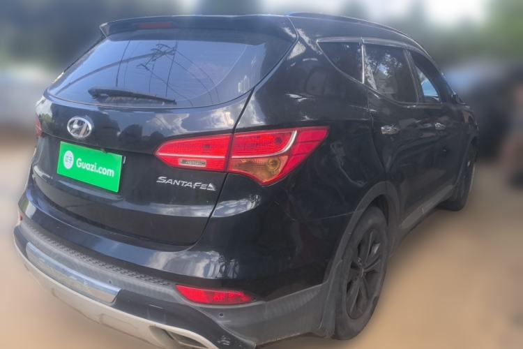 Used Hyundai Santa Fe 2013 2.4L Automatic Two-Wheel Drive Smart Version
