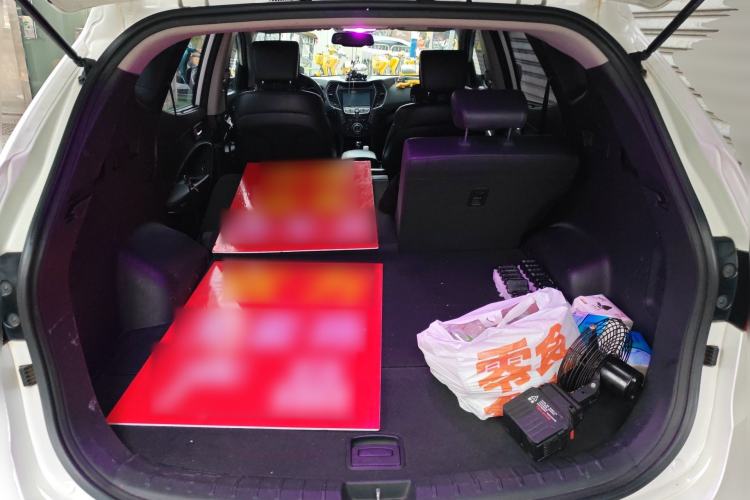 Used Hyundai Santa Fe 2015 2.0T Automatic All-Wheel Drive Smart Version 5 Seats Trunk