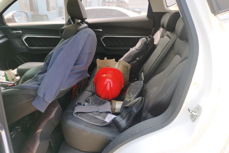 Used Haval H6 2017 Red Label 2.0T Automatic Two-Wheel Drive ZhiShang Model