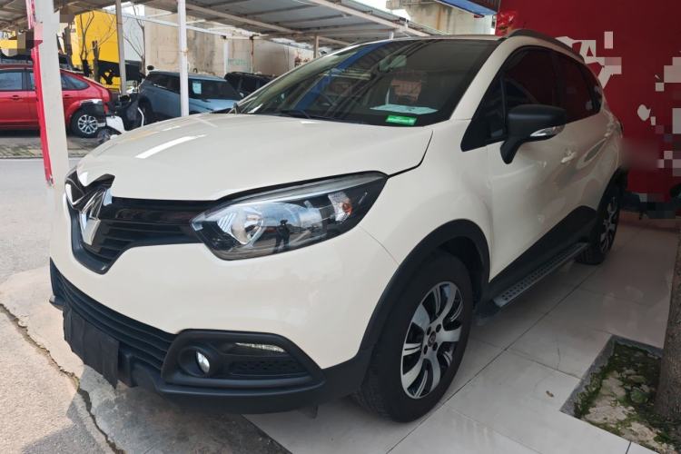 Used Renault Captur 2015 1.2T Automatic Standard Edition