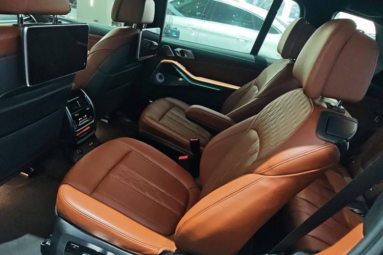 Used BMW X7 2019 xDrive40i Executive Model M Sport Package