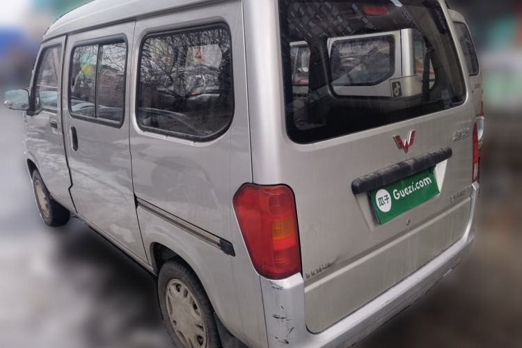 Used Wuling Zhiguang 2013 1.0L Practical Version
