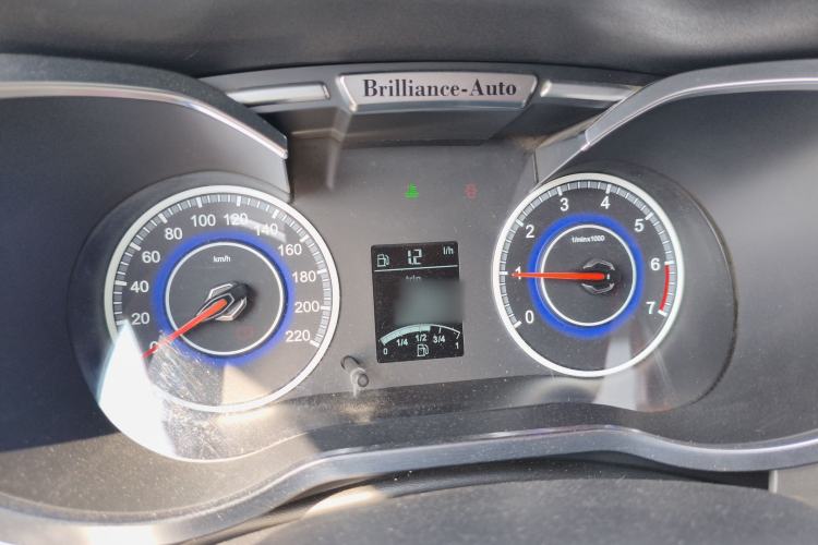 Used Brilliance V3 2015 1.5T Manual Urban Model Instrument Cluster