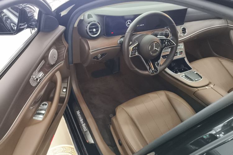 Used Mercedes-Benz E-Class New Energy 2022 Restyled E 350 e L Plug-in Hybrid Sedan Driver Seat
