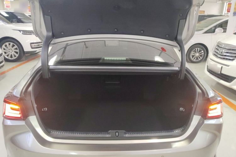 Used Lexus ES 2025 200 Premium Edition