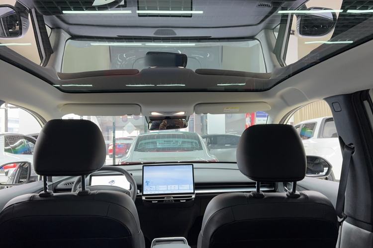 Used Venucia VX6 2024 520 Travel Edition
