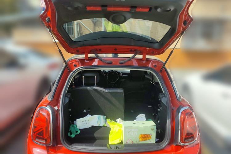 Used MINI 2019 1.5T COOPER Artist
