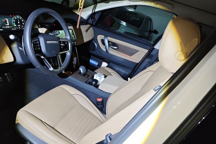 Used Land Rover Discovery Sport New Energy 2024 1.5T P300e Plug-in Hybrid Electric Version
