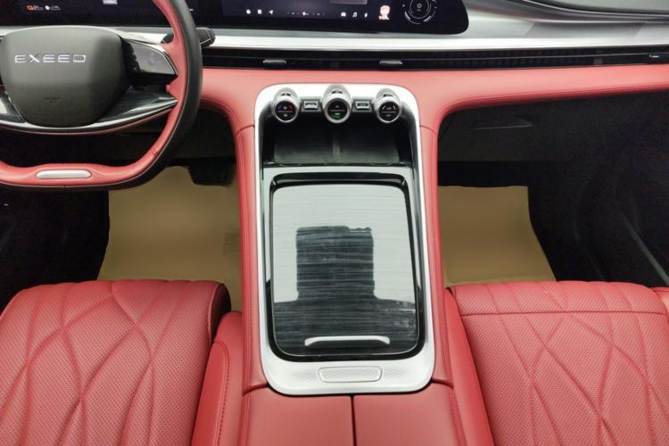 Used EXEED Stellar C-DM 2024 1.5T Long-Range Pro