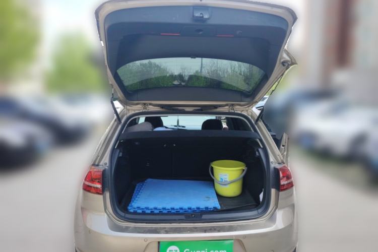 Used Volkswagen Golf 2017 1.6L Automatic Comfort Million-Vehicle Anniversary Edition Trunk