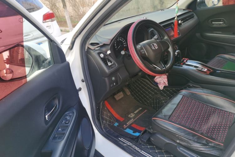 Used Honda Vezel 2017 1.5L CVT 2WD Comfort Model Driver Seat