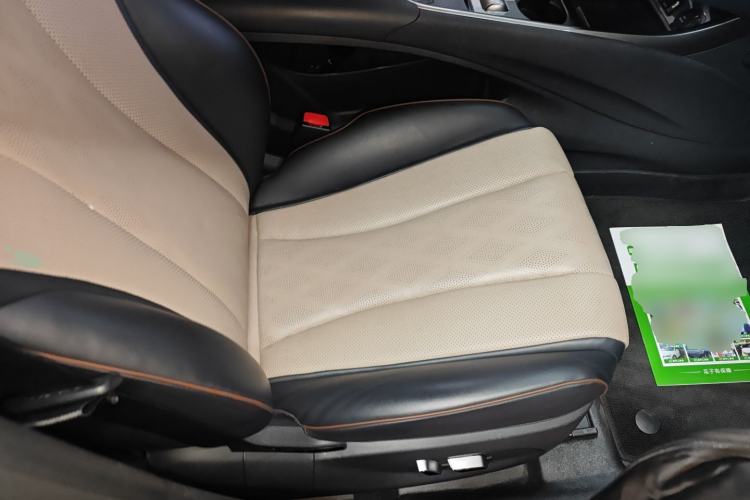 Used BYD Dolphin 2023 420 km Fashion Edition
