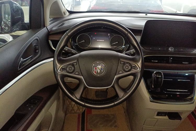 Used Buick GL8 2021 Land Cruiser Executive Class 652T Luxury Model
