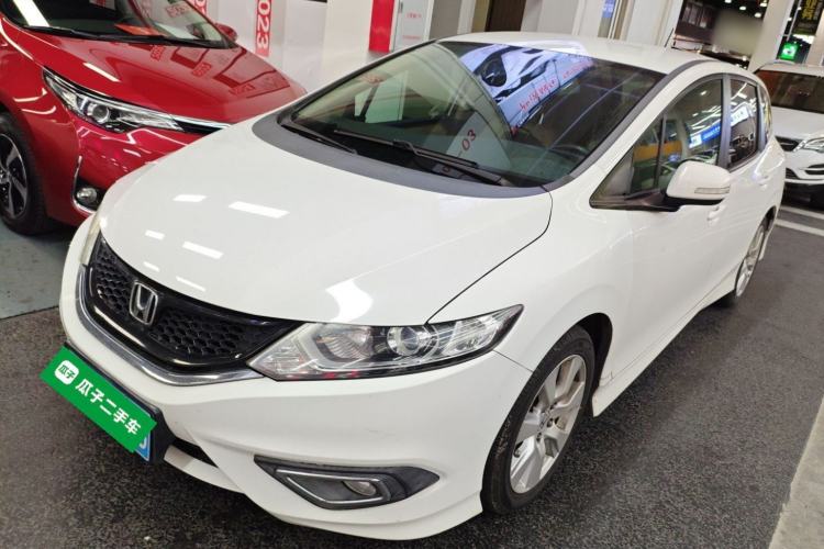 Used Honda Jade 2013 1.8L automatic Comfort version 5 seats