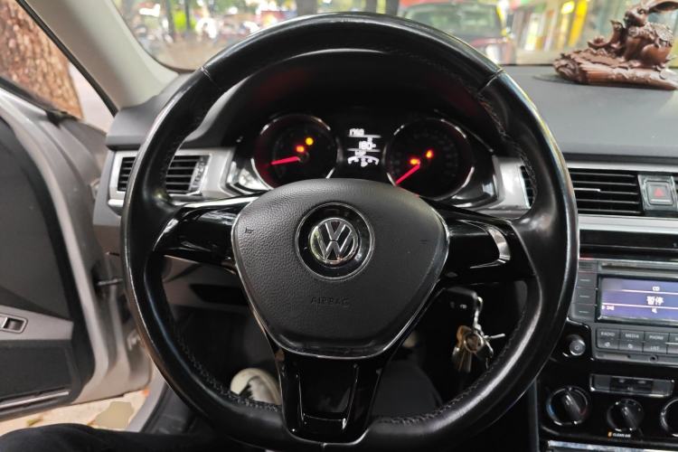 Used Volkswagen Bora 2016 1.6L Manual Comfort Model
