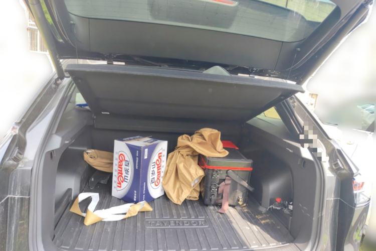 Used Volkswagen Tavendor 2025 Model 380TSI Four-Wheel Drive R-Line Cruise Zhongxiang Edition
