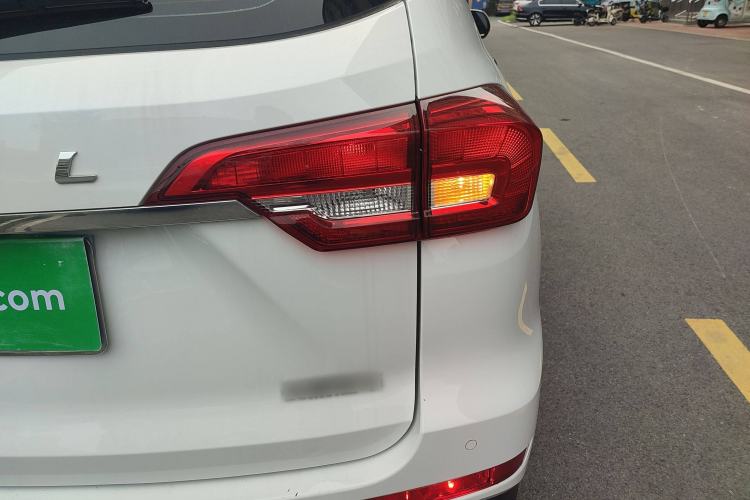 Used Haval M6 2019 1.5T Manual Two-Wheel Drive Elite Version China VI Standard