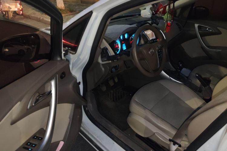 Used Buick GT 2013 GT 1.6L Manual Entry-Level Model