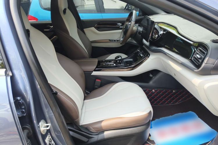 Used BYD Qin PLUS 2024 HONOR Edition DM-i 55KM Leading Model
