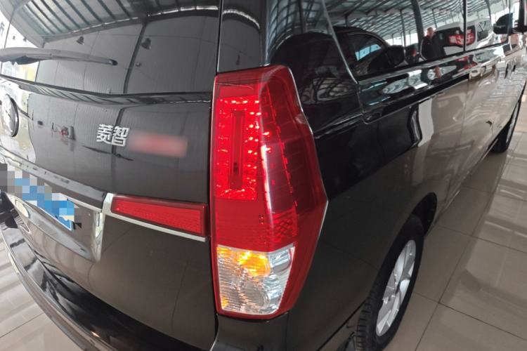 Used FORTHING Lingzhi PLUS 2021 Travel Edition 2.0L Manual Luxury 7-Seater