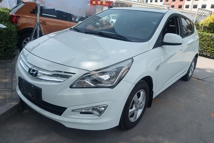 Used Hyundai Verna Ray 2016 1.4L Automatic Leading-Edge GLX