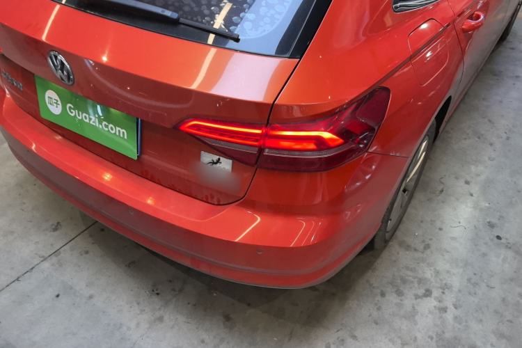 Used Volkswagen Lavida 2019 Hatchback 200TSI DSG Comfort Edition China VI Right Rear Taillight