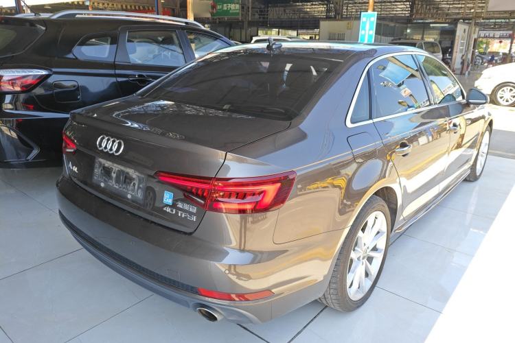 Used Audi A4L 2018 30th Anniversary Edition 40 TFSI Fashion Model