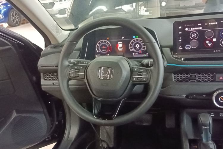 Used Honda Accord 2025 260TURBO Luxury Edition Steering Wheel