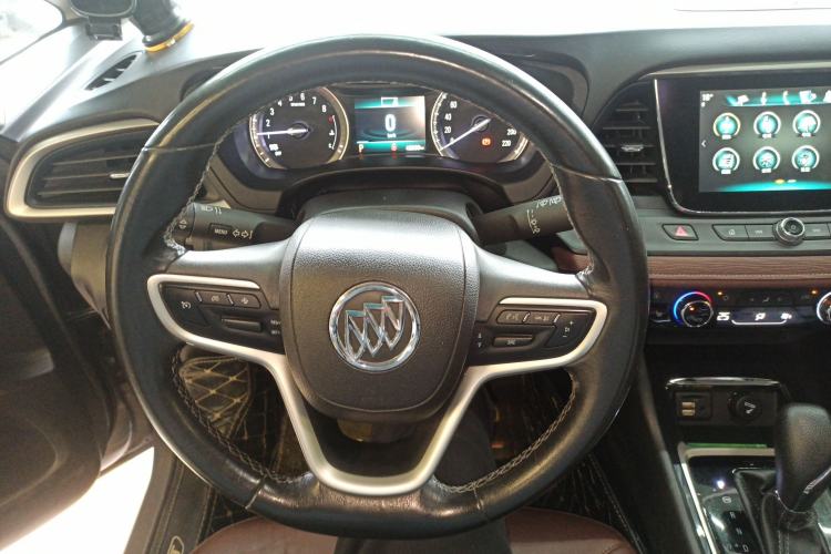 Used Buick GL6 2019 18T 6-Seater Connected Luxury Version China VI Standard