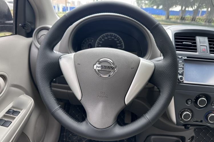 Used Nissan Sunny 2014 1.5XE Manual Comfort Edition
