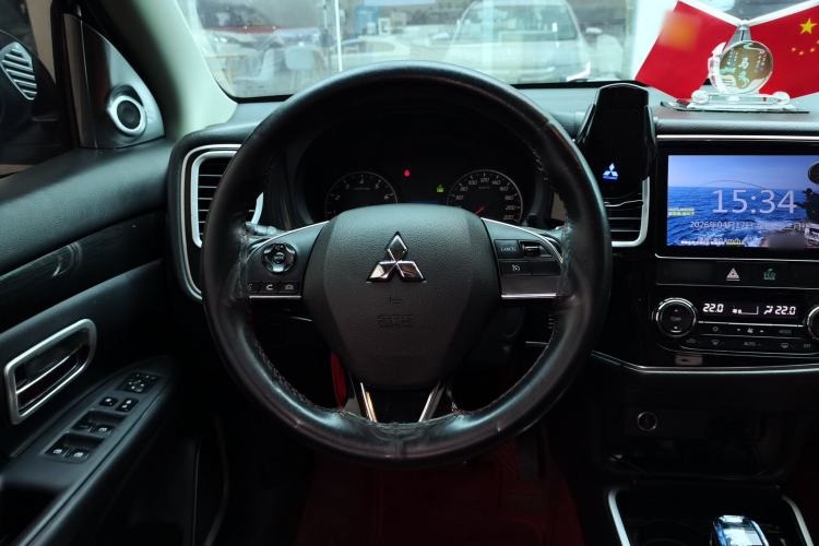 Used Mitsubishi Outlander 2017 2.0L Two-Wheel Drive Glory Edition 5 Seats