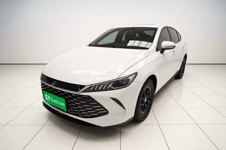 Used BYD Qin PLUS 2025 DM-i Smart Drive 55KM Leading Model Guazi used car, China used car export, Used car for sale, Used BYD cars, Cheapest cars for sale