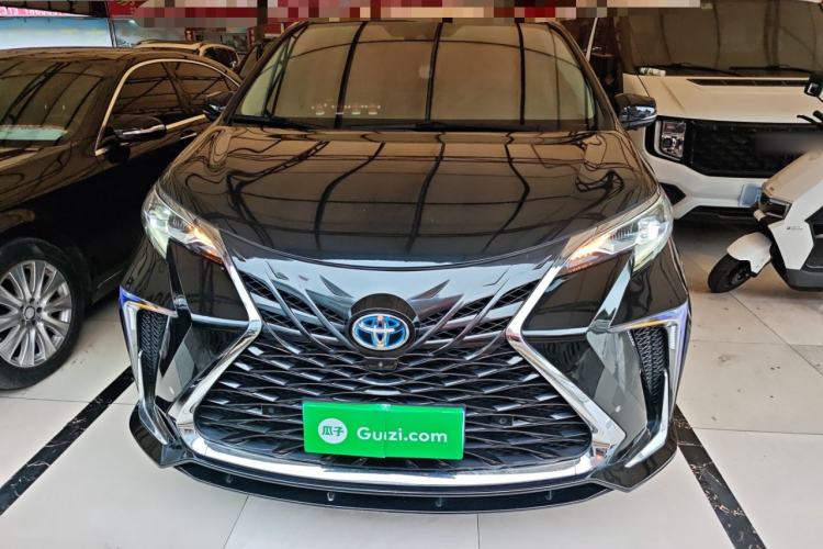 Used Toyota Sienna 2023 2.5L Hybrid Comfort Edition