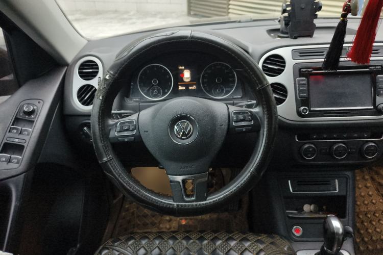 Used Volkswagen Tiguan 2015 1.8TSI Automatic All-Wheel-Drive Luxury Model