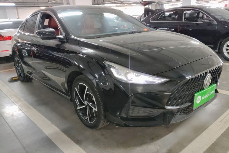 Used MG 5 2021 Revised 300TGI DCT Qingshè Luxurious Enjoyment Edition Front Right 45 Deg