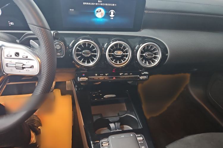 Used Mercedes-Benz A-Class 2021 A 200 L Sport Sedan Fashion Model
