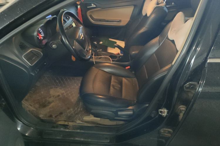 Used Haima Fumei 2015 1.6L Manual Fashion Model Left Front Seat