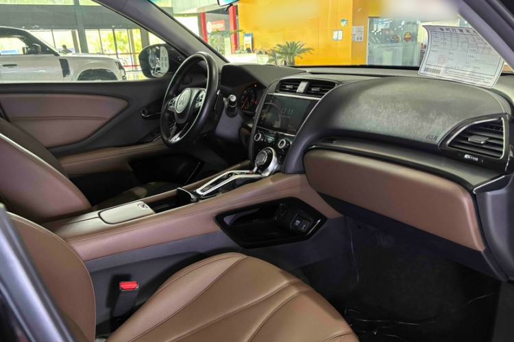 Used Acura CDX 2016 1.5T Two-Wheel Drive Deluxe Edition Interior 8