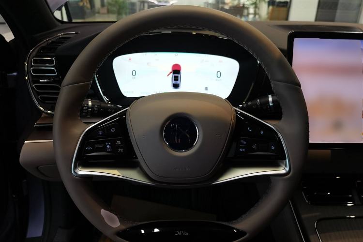 Used BYD Han 2024 EV Glory Edition 715KM Front-Wheel-Drive Flagship Model