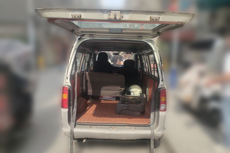 Used Wuling Zhiguang 2013 1.0L Practical Version Trunk