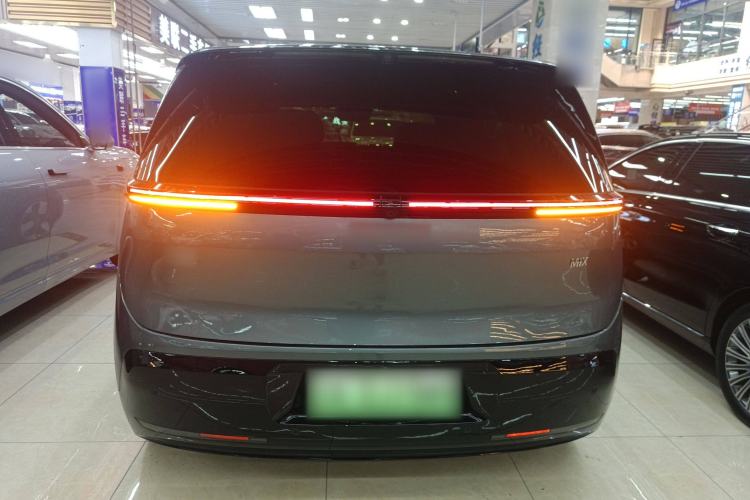 Used Zeekr MIX 2025 Intelligent Driving Version
