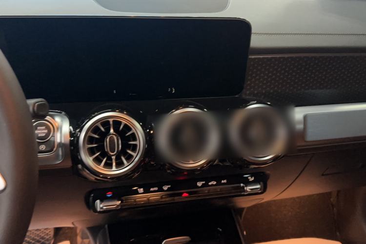 Used Mercedes-Benz GLB 2025 GLB 220 Fashion Model
