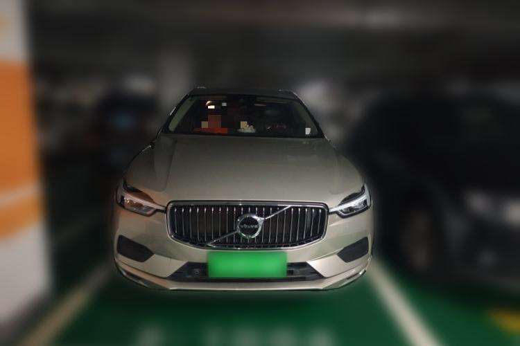 Used Volvo XC60 2019 T5 4x4 Smart Edition China VI Standard Front