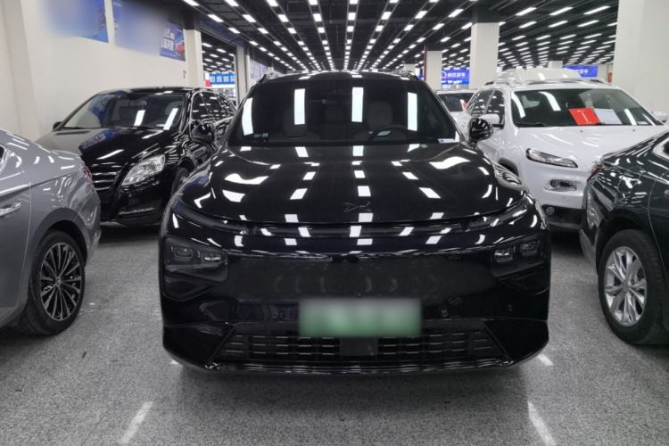 Used XPeng G9 2025 680 Ultra-Long Range All-Wheel Drive Max Exterior 1