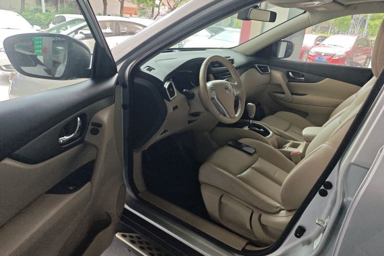 Used Nissan X-Trail 2014 2.0L CVT Comfort Edition 2WD
