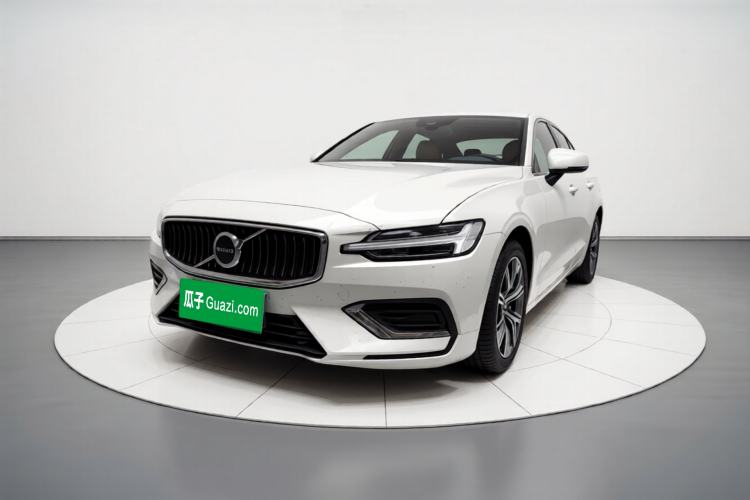Used Volvo S60 2026 Model B4 Zhiyi Luxury Edition