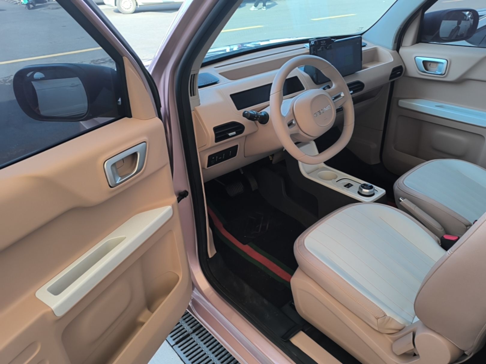 Geely Galaxy Panda 2023 Panda Mini 200km Endurance Bear — снимка 18