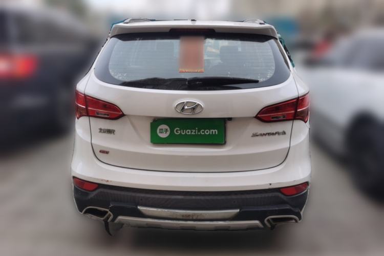 Used Hyundai Santa Fe 2013 2.4L Automatic Two-Wheel Drive Smart Version Rear