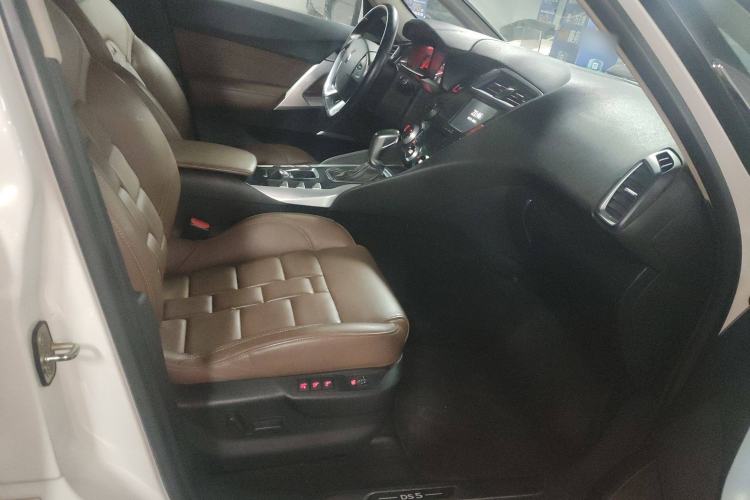 Used DS 5 2013 1.6T Prestige Edition THP200

