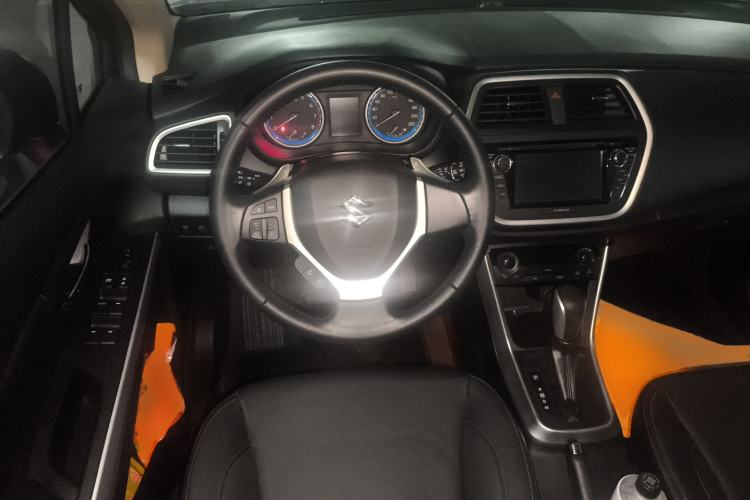 Used Suzuki S-Cross 2014 1.6L CVT Two-Wheel Drive Elite Version Steering Wheel